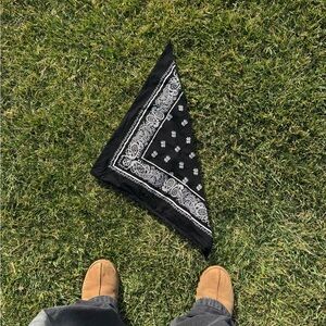 Zara Classic Black Bandana NWOT